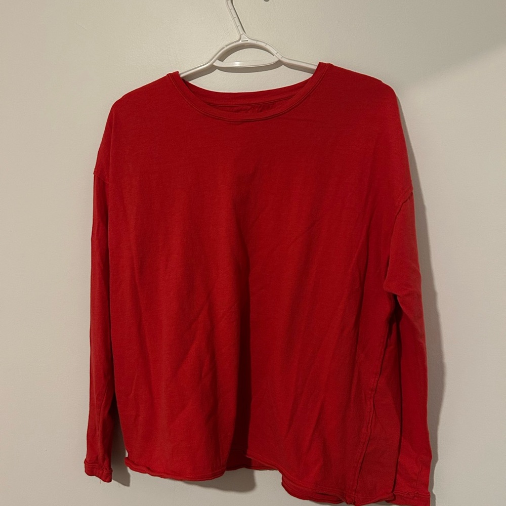 We The Free Bold Red Top